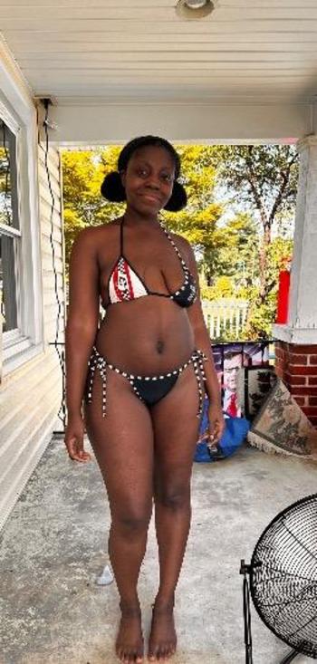 Keke, 29  female escort, Fredericksburg