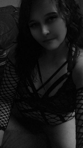 774-561-8722, 27  female escort, Fredericksburg