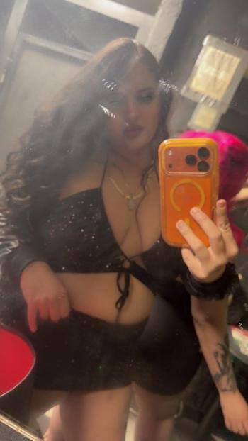 Jasmine, 25  female escort, Fredericksburg