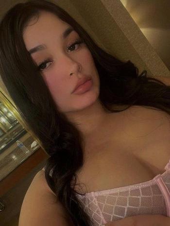 Vanessa, 26  female escort, Fredericksburg