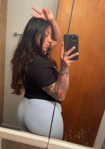 Nicole, 26  female escort, Fredericksburg