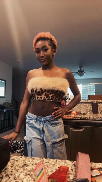 Hershey Kiss, 20  female escort, Fredericksburg